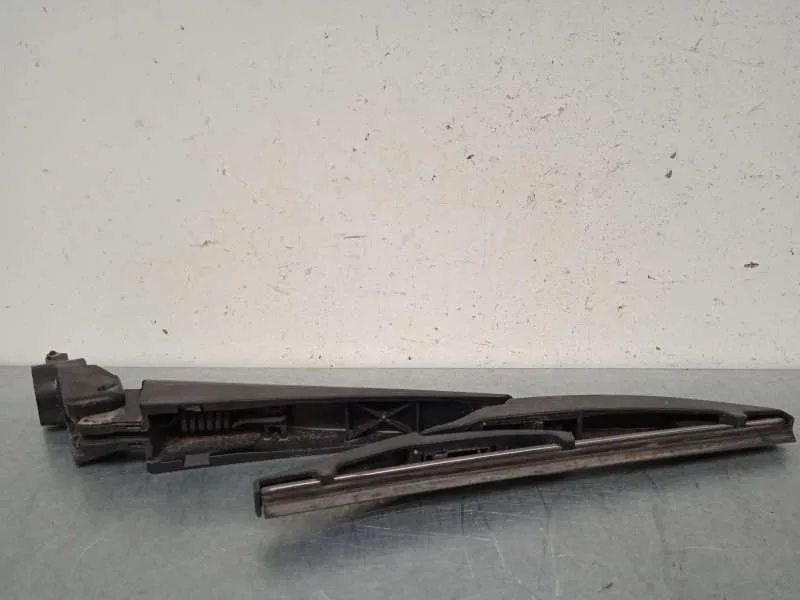Brazo Limpia Trasero para Toyota Auris