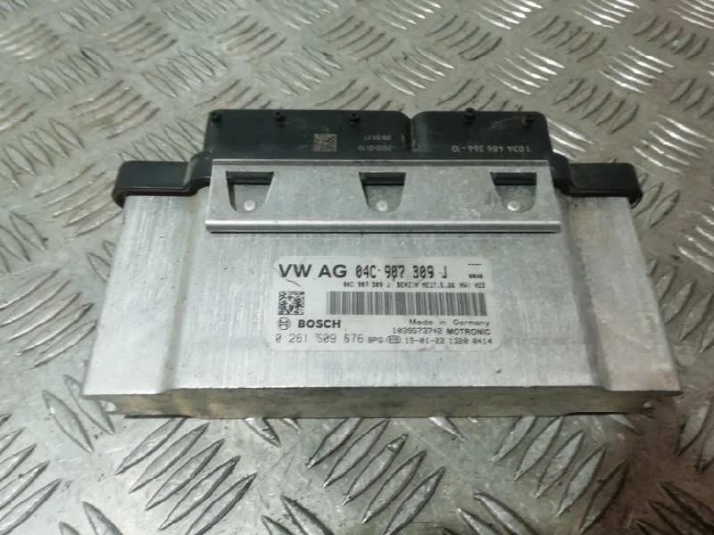 Centralita Motor Uce para Volkswagen Polo (6C1)