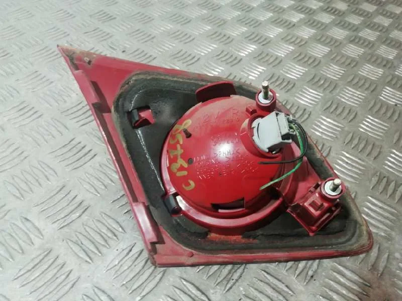 Piloto Trasero Derecho Interior para Mazda 3 Berlina (Bk)