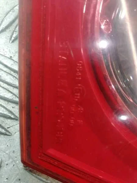 Piloto Trasero Derecho Interior para Mazda 3 Berlina (Bk)