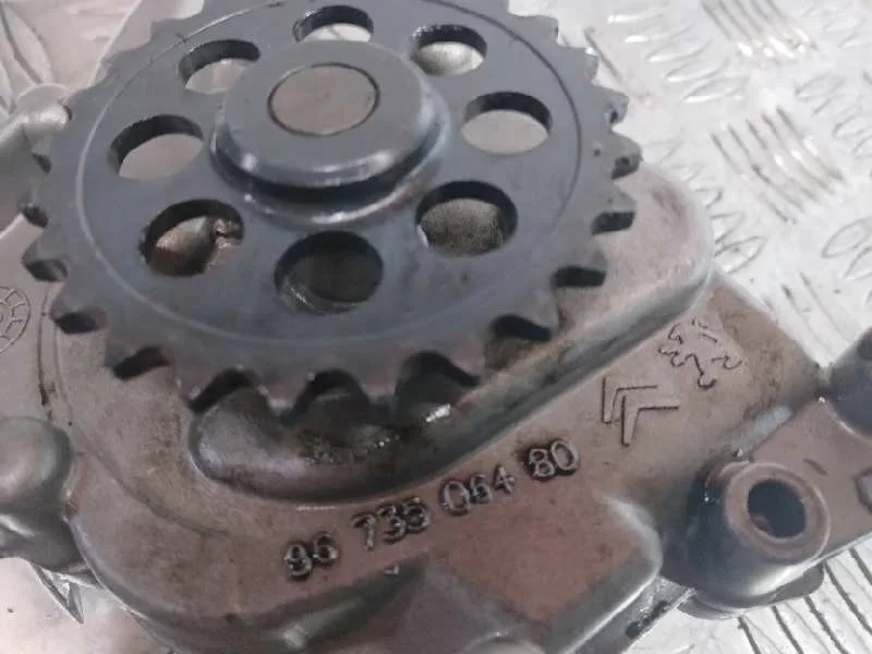 Bomba Aceite para Peugeot 208
