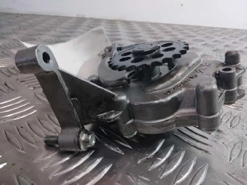 Bomba Aceite para Peugeot 208