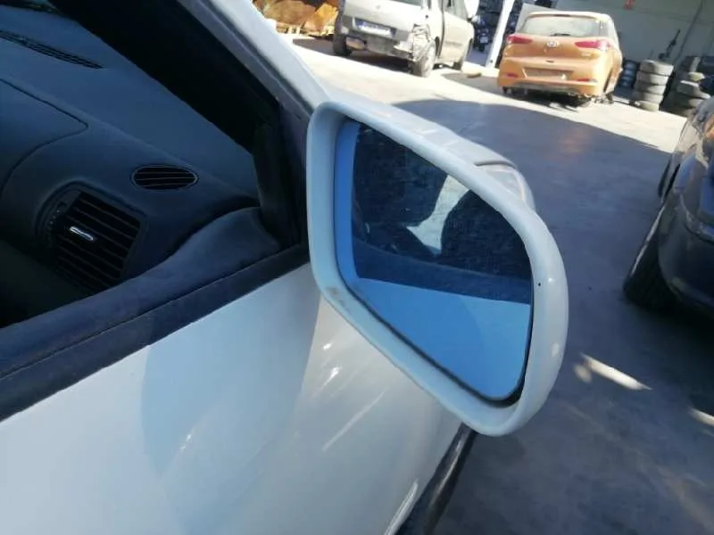 Retrovisor Derecho para Audi A3 (8L)