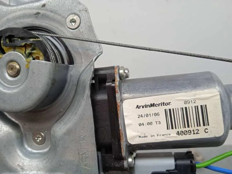 Elevalunas Delantero Derecho para Peugeot 207