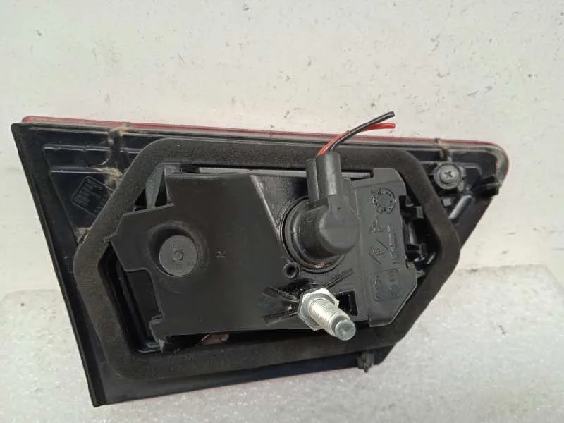 Piloto Trasero Derecho Interior para Renault Clio Iv