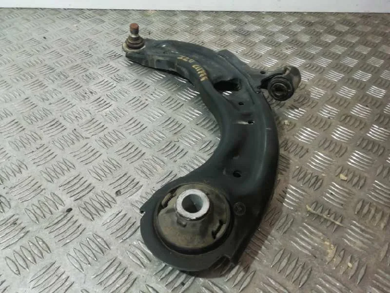 Brazo Suspension Inferior Delantero Izquierdo para Mazda 2 Lim. ()