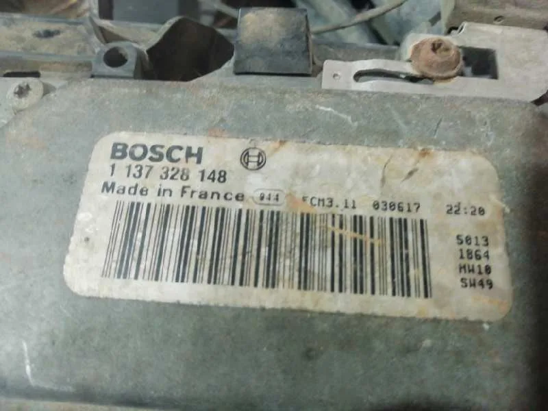 Electroventilador para Mazda 3 Berlina (Bk)