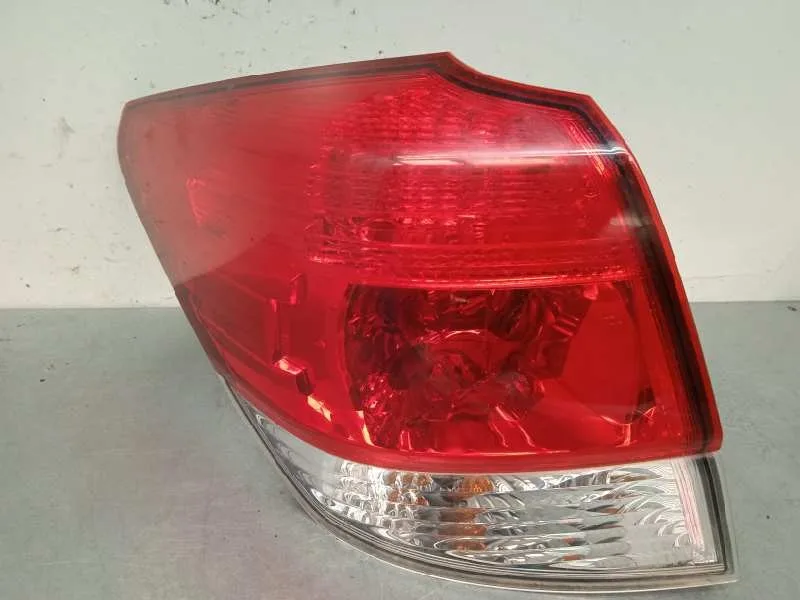 Piloto Trasero Izquierdo para Subaru Legacy Kombi/Outback B14