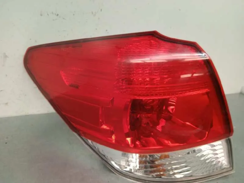 Piloto Trasero Izquierdo para Subaru Legacy Kombi/Outback B14
