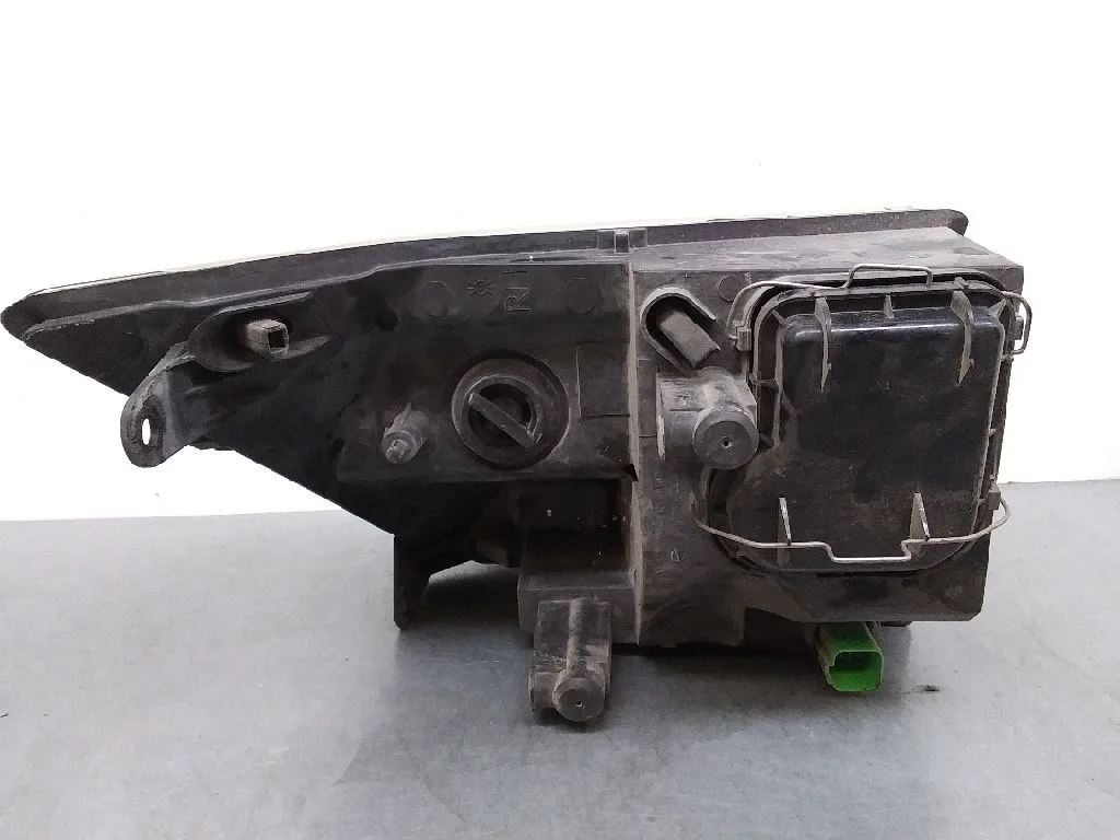 Faro Izquierdo para Ford Transit Combi '06