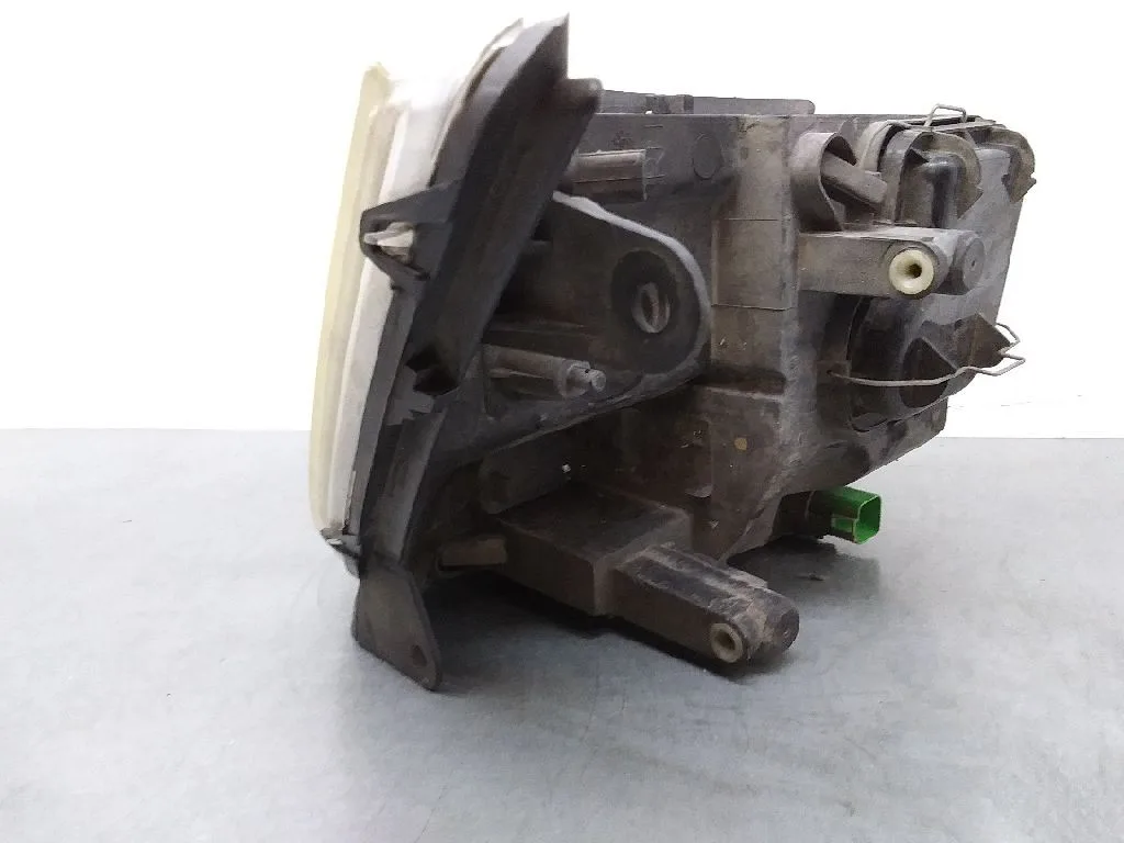 Faro Izquierdo para Ford Transit Combi '06