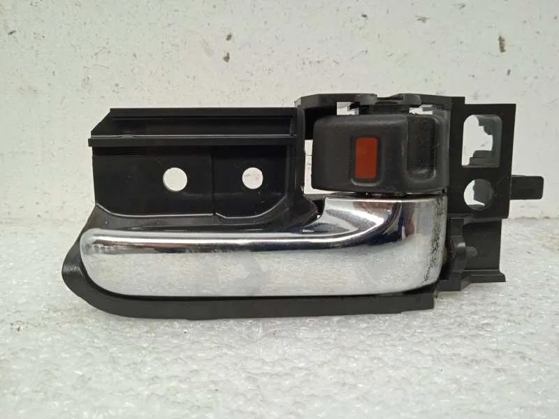 Maneta Interior Trasera Derecha para Toyota Corolla (E12)