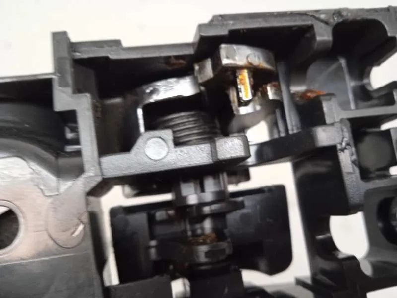 Maneta Interior Trasera Derecha para Toyota Corolla (E12)