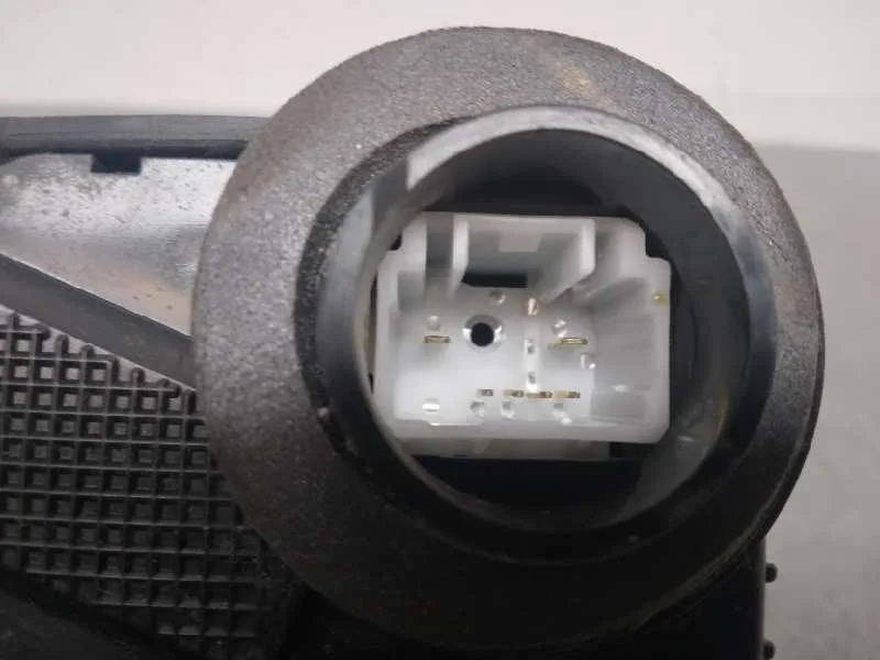 Cerradura Puerta Delantera Derecha para Toyota Prius (Nhw20)