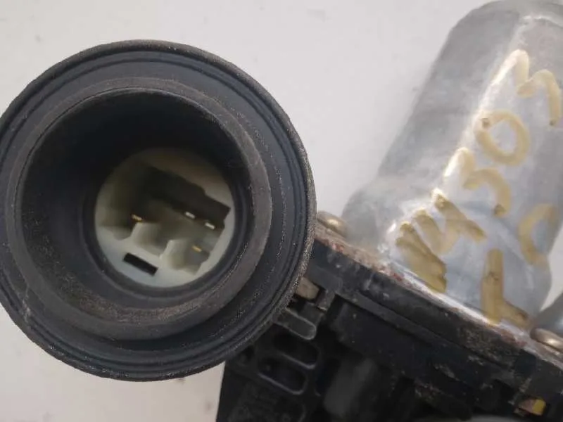Elevalunas Trasero Derecho para Toyota Prius (Nhw20)