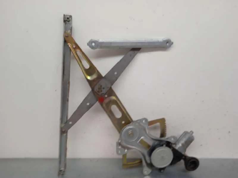 Elevalunas Trasero Izquierdo para Toyota Prius (Nhw20)