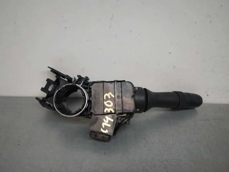 Mando Luces para Toyota Prius (Nhw20)