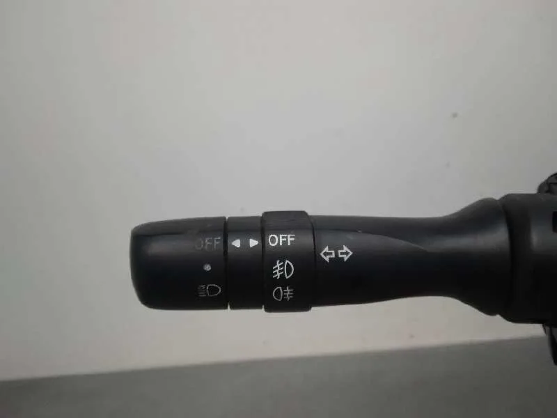 Mando Luces para Toyota Prius (Nhw20)