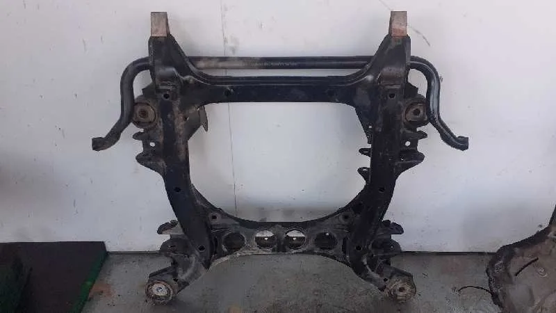 Puente Delantero para Audi Q7 (4L)