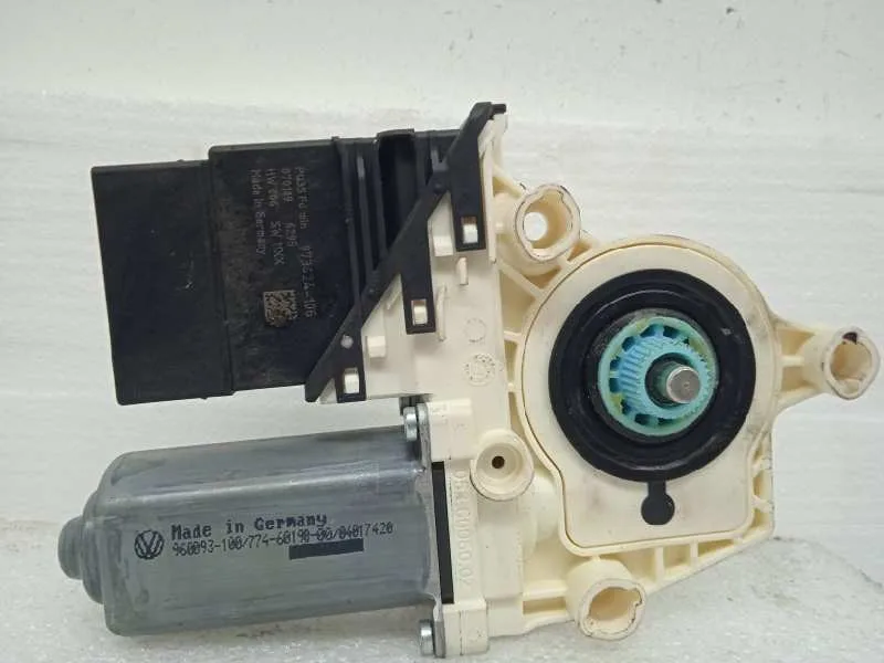 Motor Elevalunas Trasero Izquierdo para Volkswagen Passat Variant (3C5)