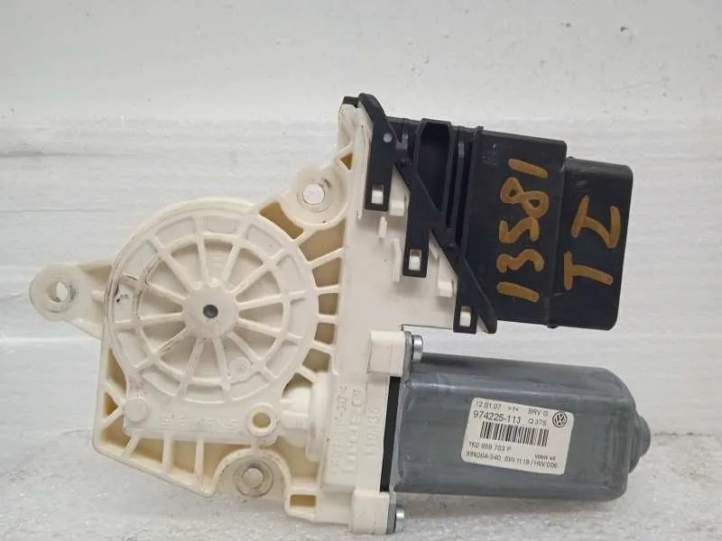 Motor Elevalunas Trasero Izquierdo para Volkswagen Passat Variant (3C5)