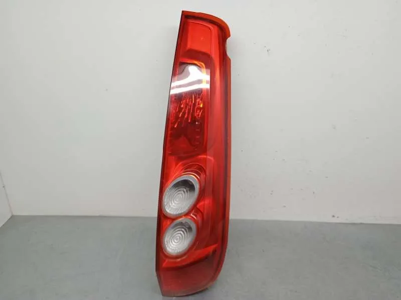Piloto Trasero Derecho para Ford Fiesta (Cbk)
