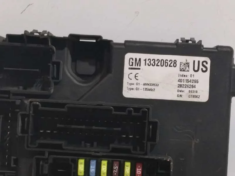 Caja Reles / Fusibles para Opel Corsa D