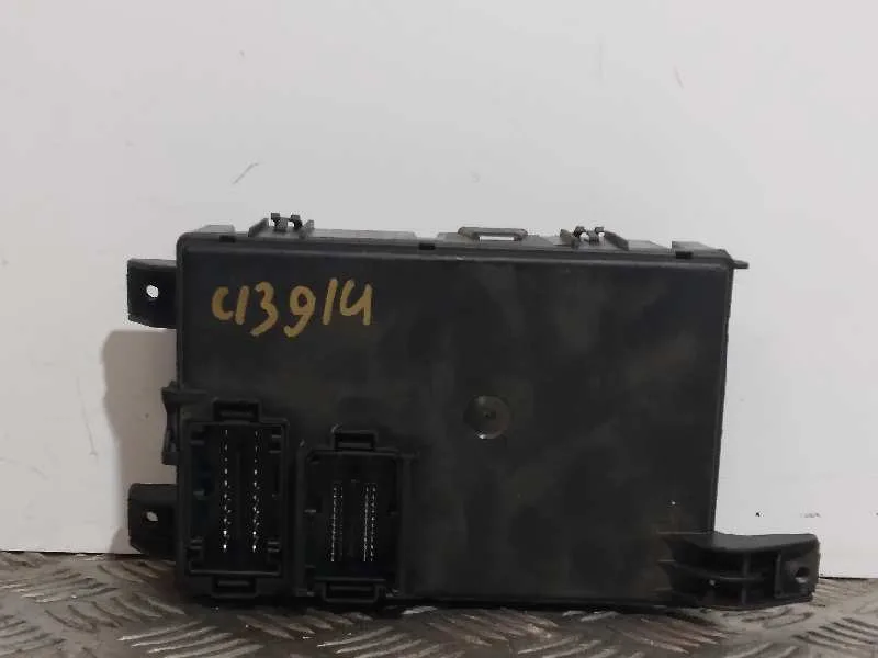Caja Reles / Fusibles para Opel Corsa D