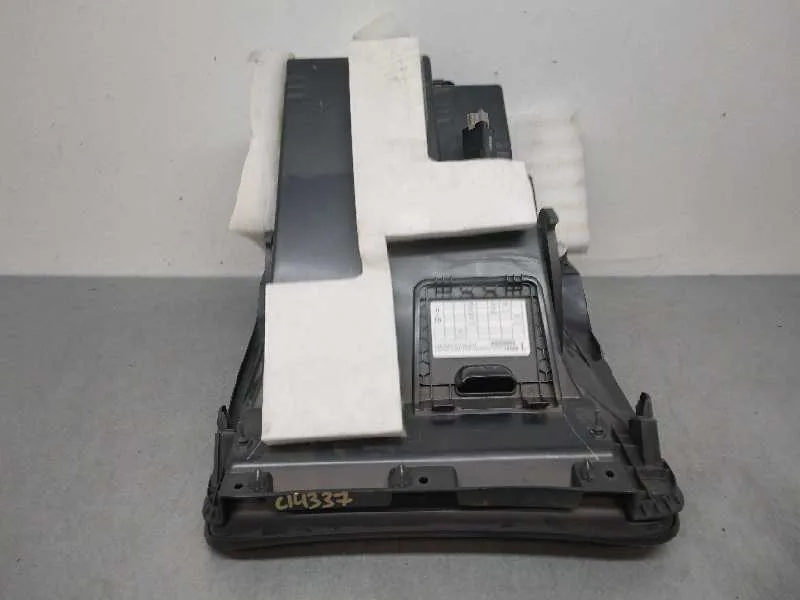 Guantera para Nissan Juke (F15)