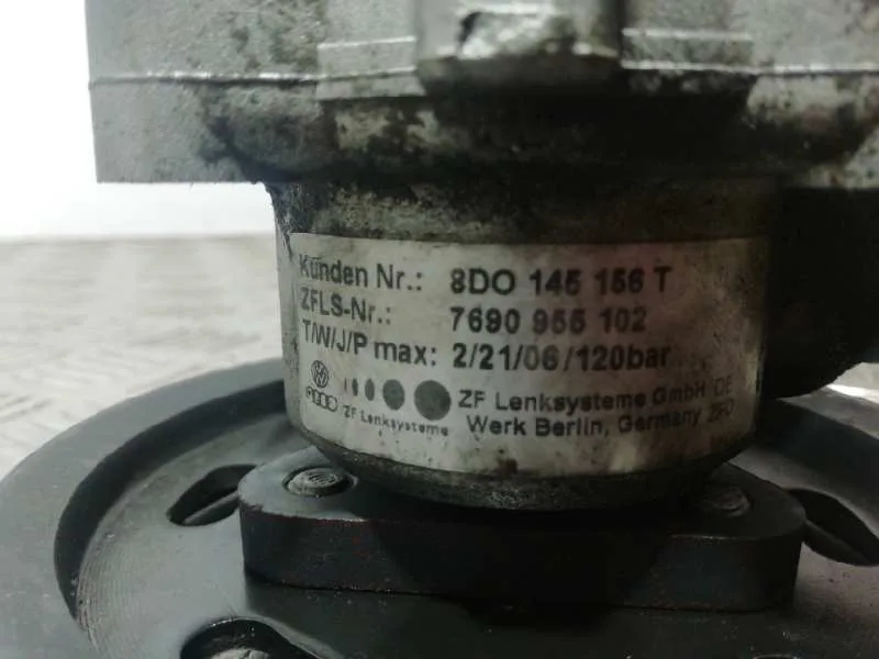 Bomba Direccion para Skoda Superb (3U4)