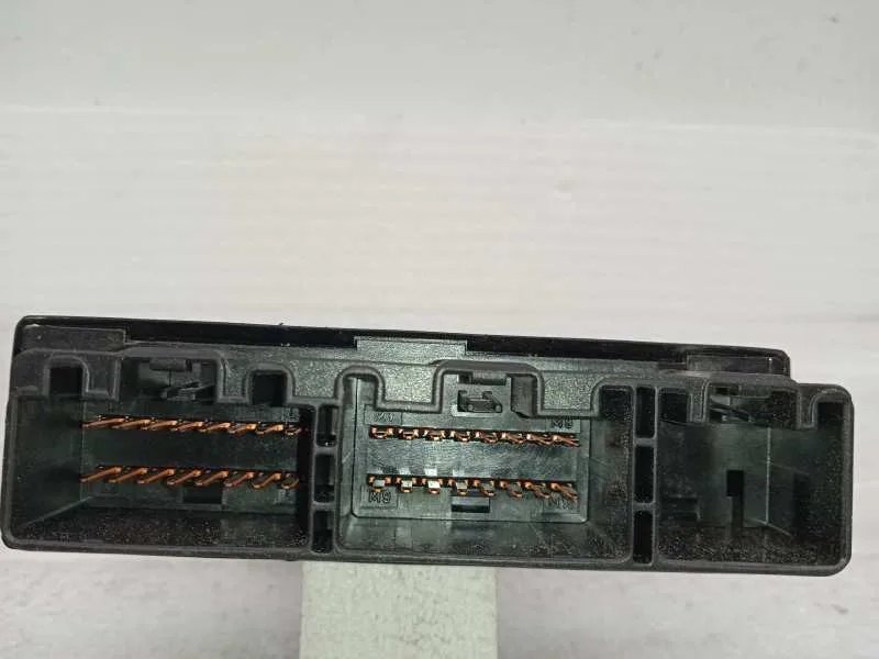 Modulo Confort para Ford Focus Berlina (Cak)