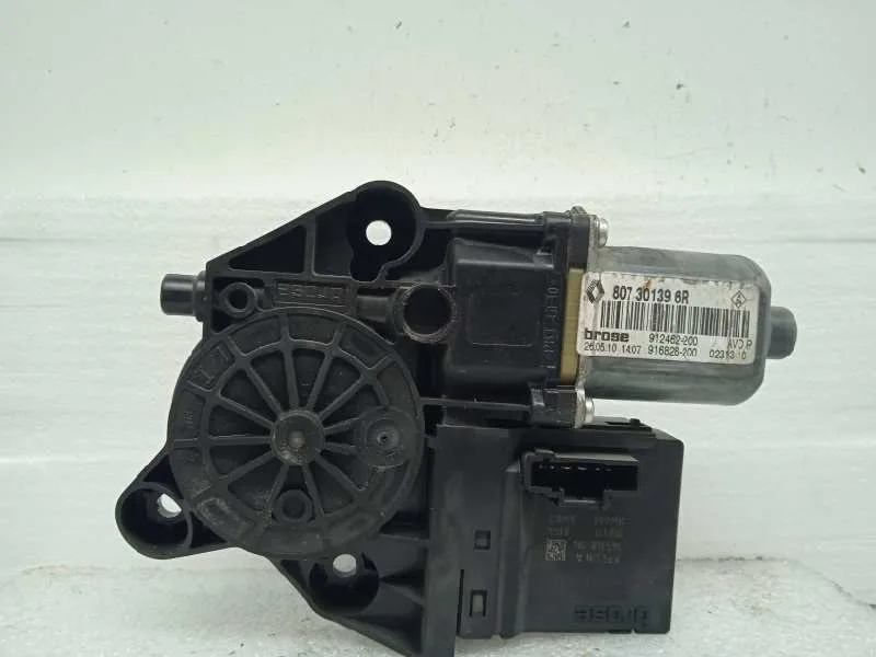 Motor Elevalunas Delantero Derecho para Renault Megane Iii Berlina 5 P