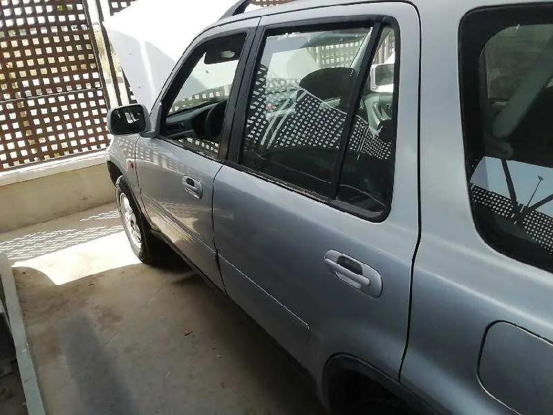 Puerta Trasera Izquierda para Honda Cr-V (Rd1/3)