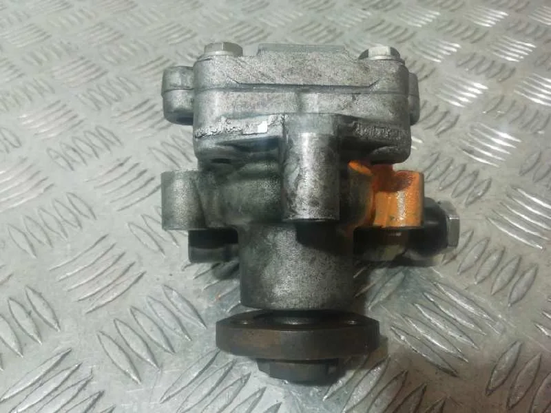 Bomba Direccion para Volkswagen Bora Berlina (1J2)