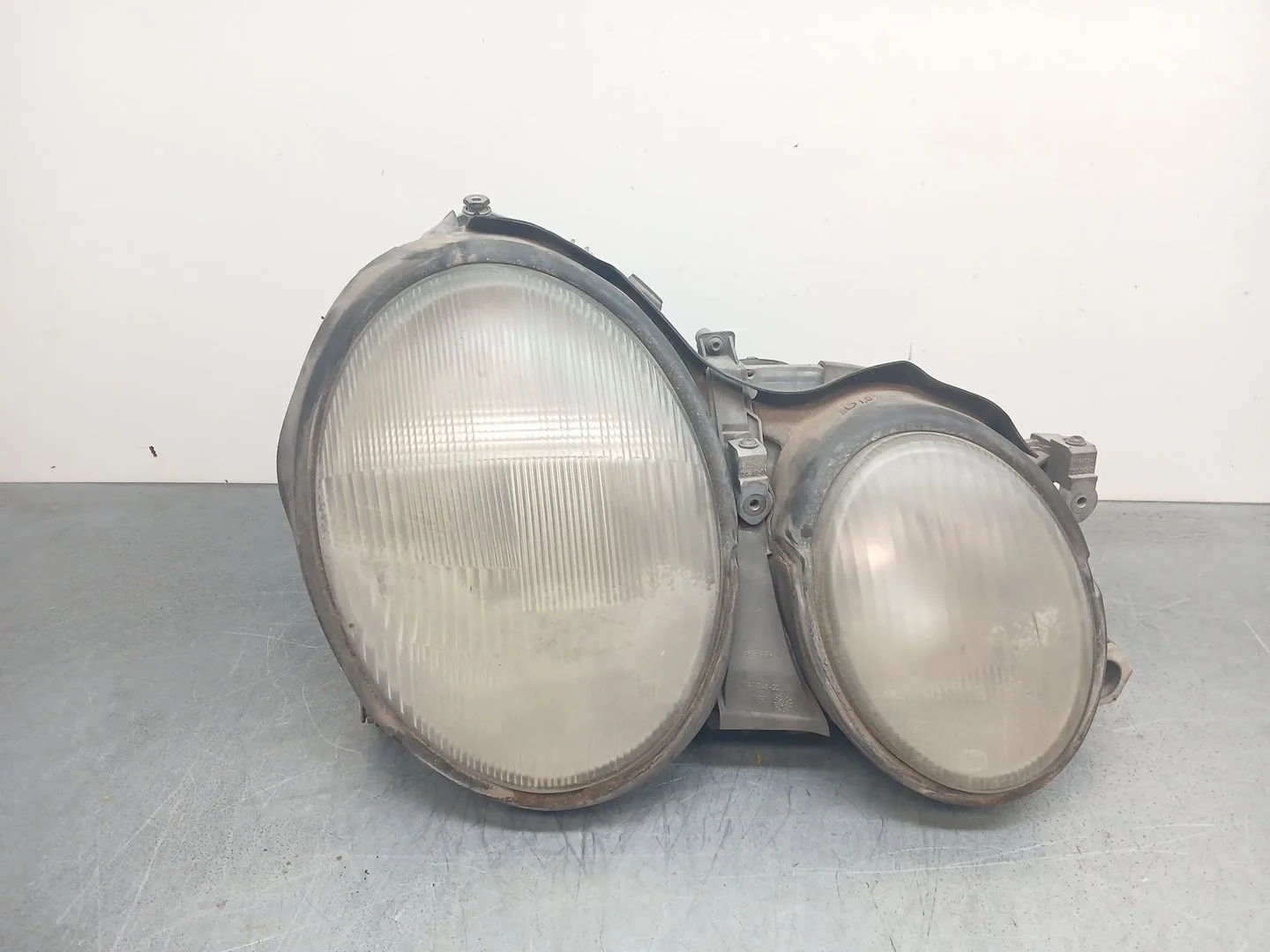 Faro Derecho para Mercedes-Benz Clase Clk (W208) Coupe