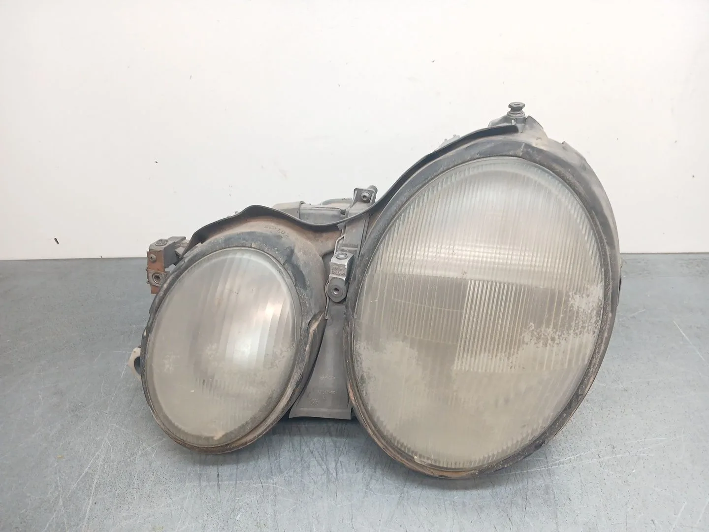 Faro Izquierdo para Mercedes-Benz Clase Clk (W208) Coupe