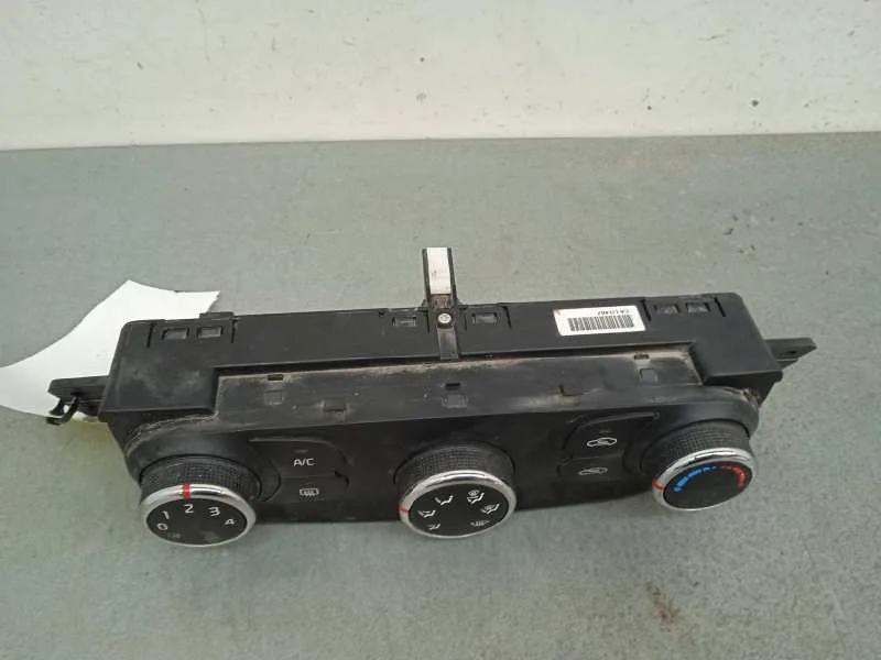 Mando Climatizador para Kia Pro_Cee'd ( )
