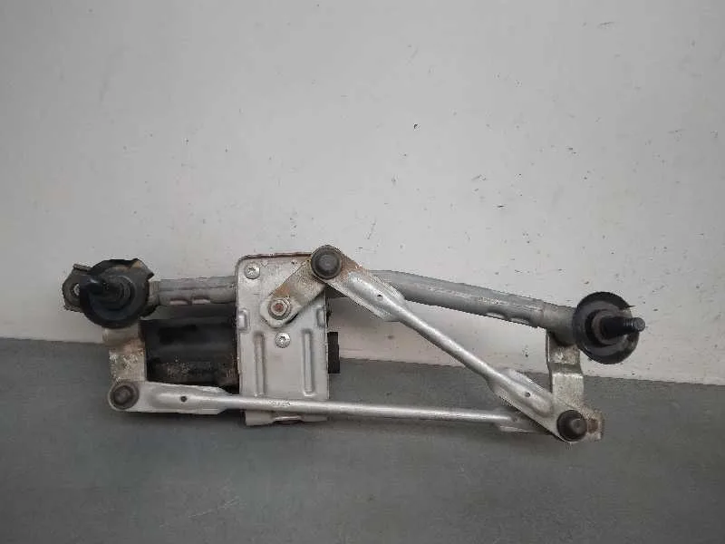Motor Limpia Delantero para Kia Pro_Cee'd ( )