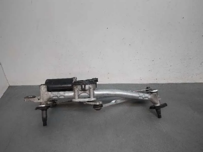 Motor Limpia Delantero para Kia Pro_Cee'd ( )