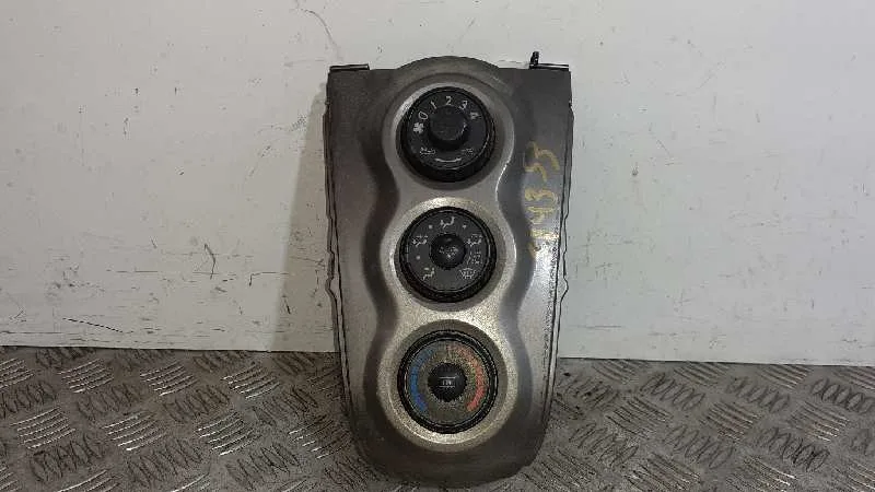 Mando Calefaccion / Aire Acondicionado para Toyota Yaris
