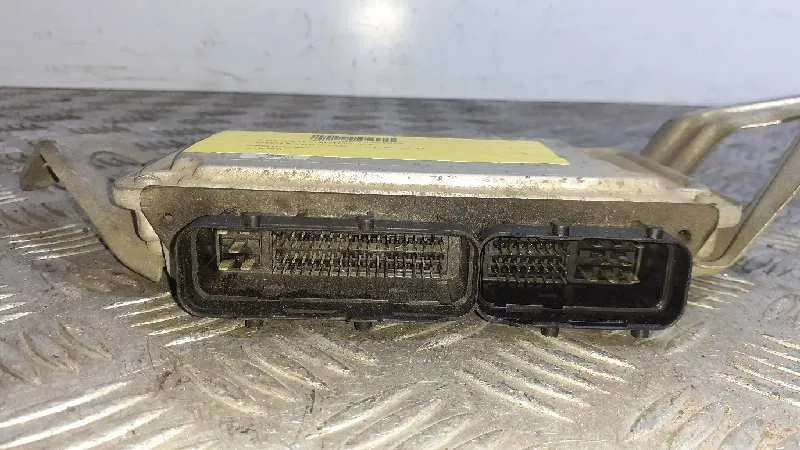 Centralita Motor Uce para Toyota Yaris