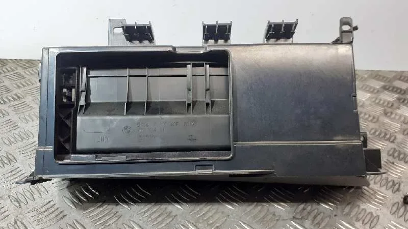 Guantera para Bmw Serie 3 Berlina (E90)