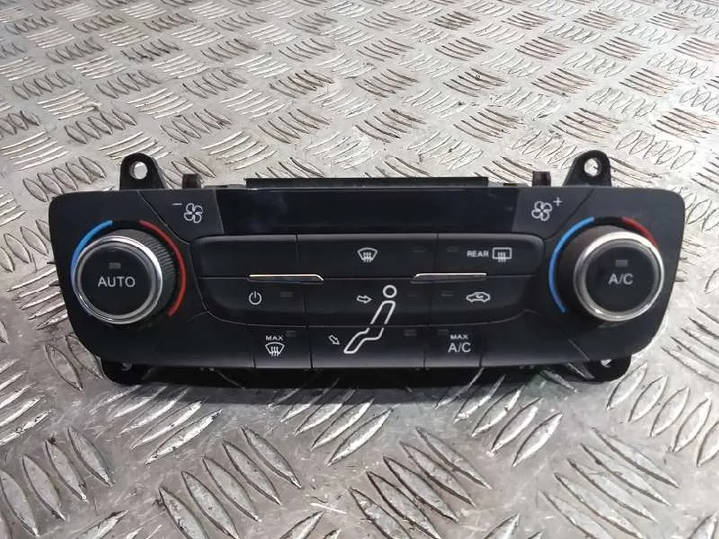 Mando Climatizador para Ford Focus Lim.