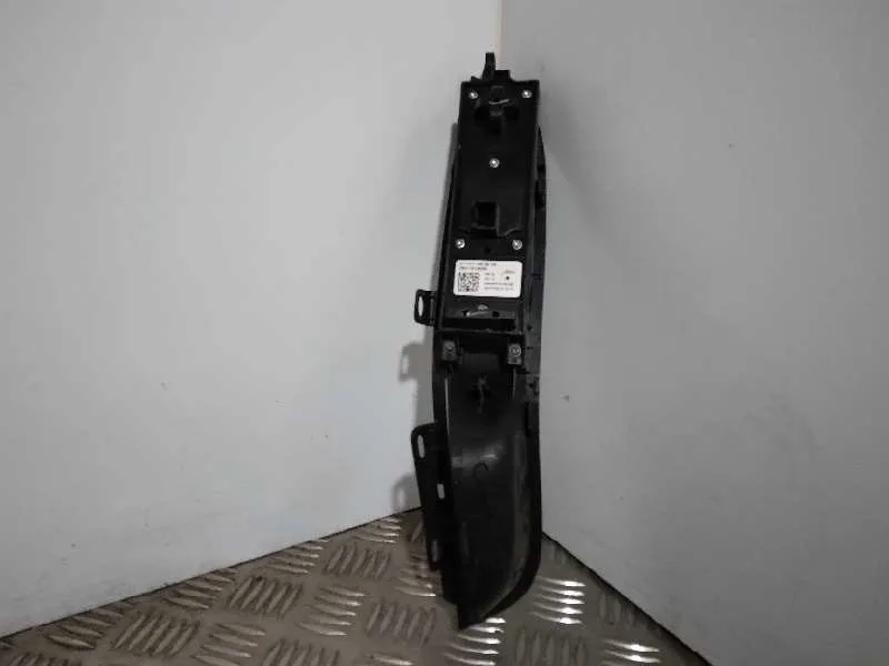 Mando Elevalunas Delantero Izquierdo para Ford Focus Lim.