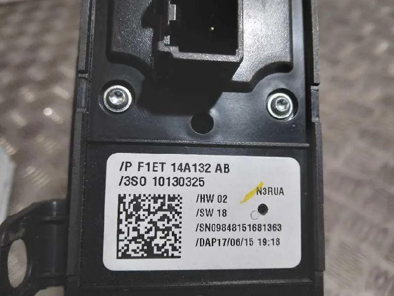 Mando Elevalunas Delantero Izquierdo para Ford Focus Lim.