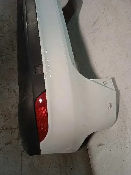 Paragolpes Trasero para Ford Focus Lim.