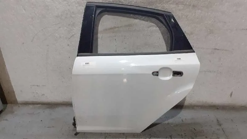 Puerta Trasera Izquierda para Ford Focus Lim.