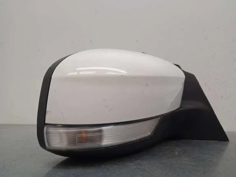Retrovisor Derecho para Ford Focus Lim.