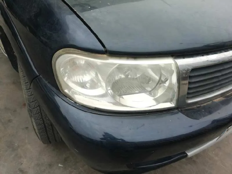 Faro Derecho para Tata Safari