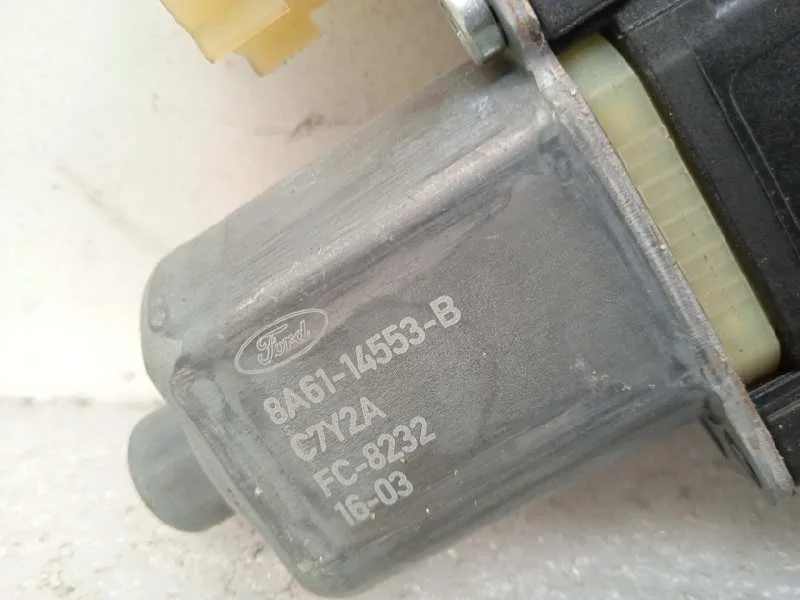 Motor Elevalunas Delantero Derecho para Ford Fiesta (Ccn)